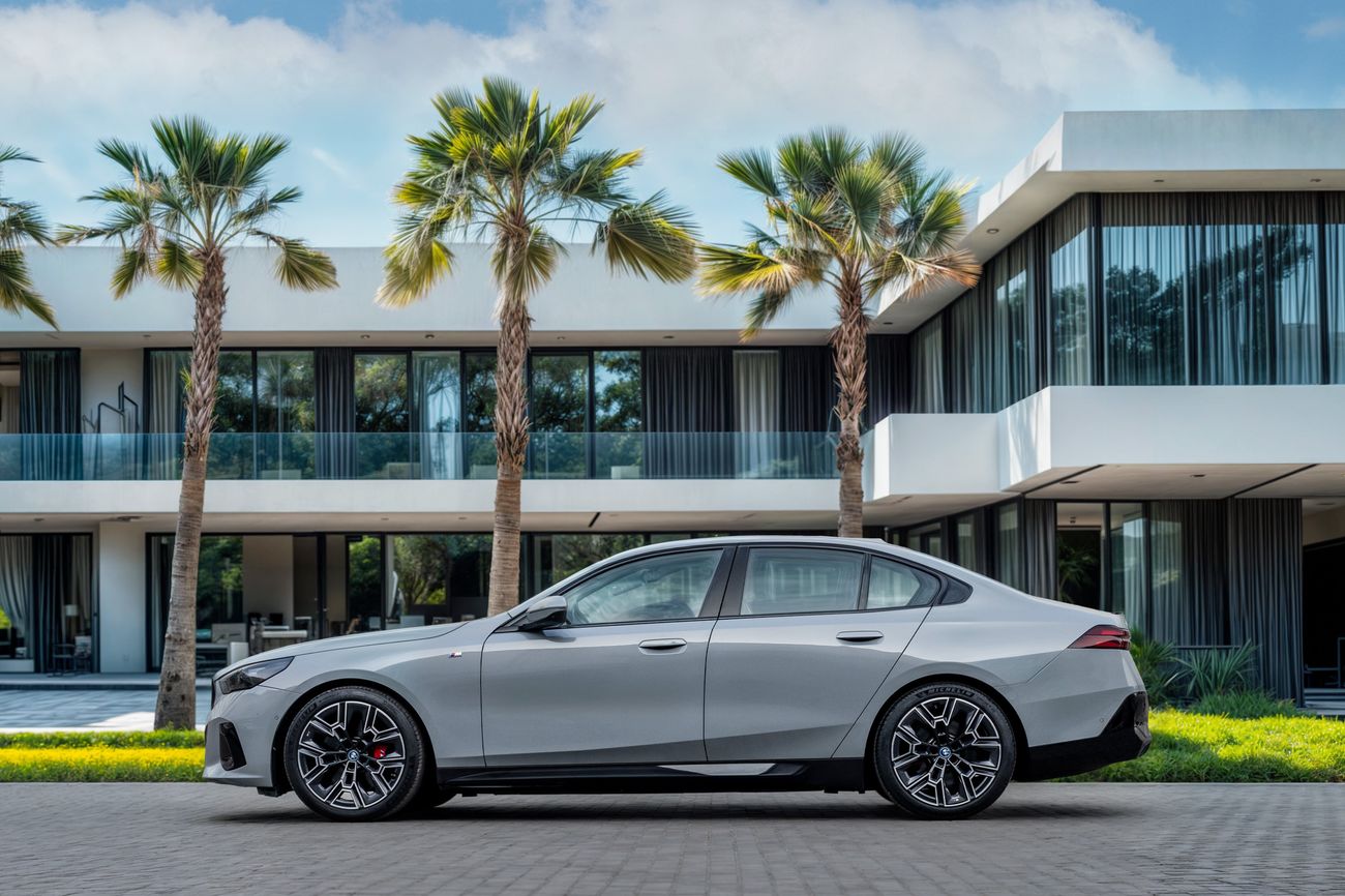 BMW i5 I5 eDrive40 M Sport | 4,505 P.M | 0% Downpayment | AGENCY WARRANTY/SERVICE!