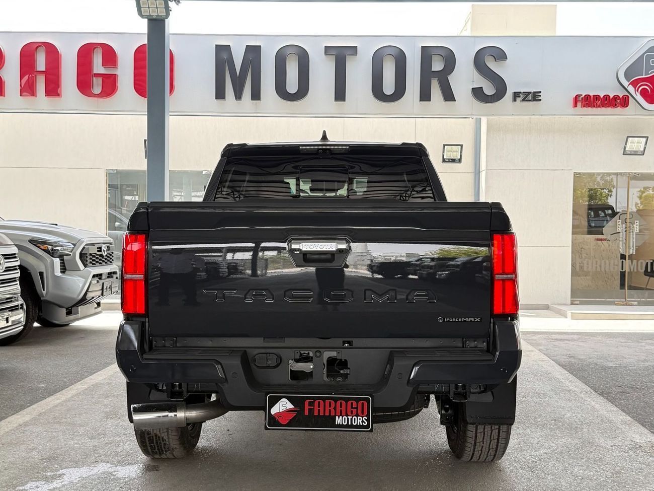 Toyota Tacoma LIMITED I-FORCE MAX HYBRID FULL