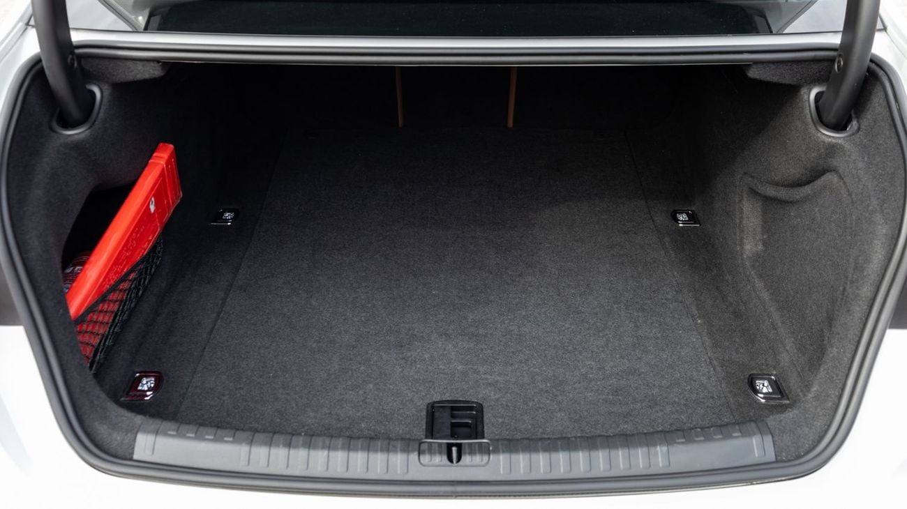 Audi A6 40 TFSI 2.0L