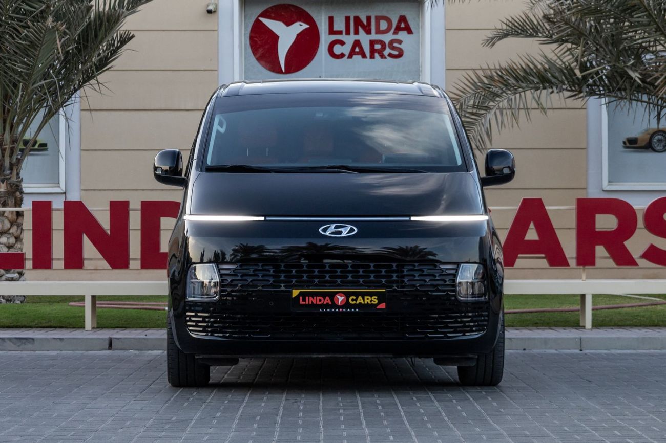 Hyundai Staria 3.5L Luxury (7 Seater)