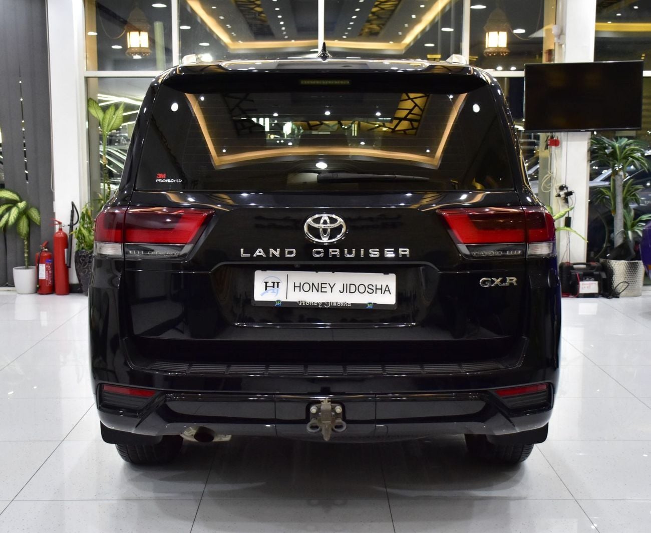 تويوتا لاند كروزر EXCELLENT DEAL for our Toyota Land Cruiser GXR  ( 2022 Model ) in Black Color GCC Specs