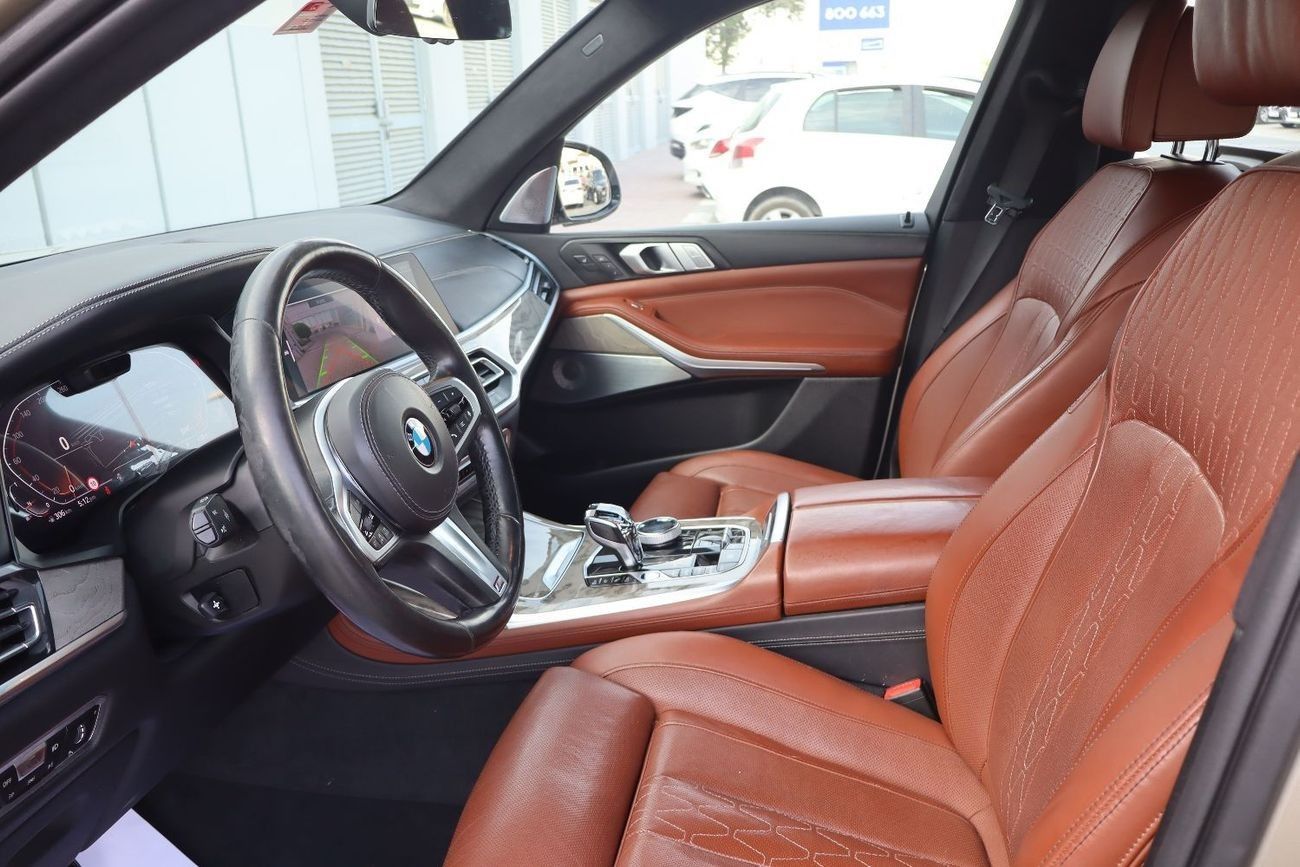 BMW X7 M50i 4.4L (530 HP)