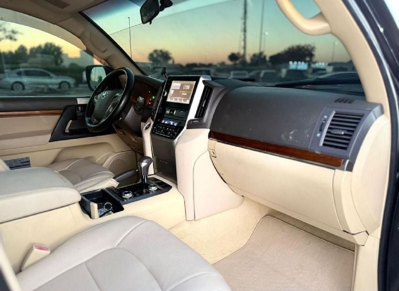 Toyota Land Cruiser GXR