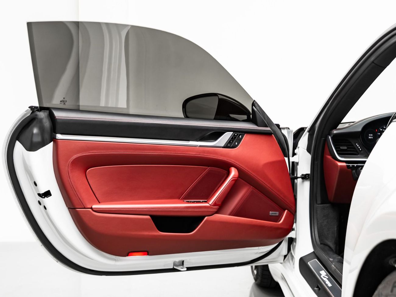 بورش 911 Carrera 3.0L (380 HP) Coupe