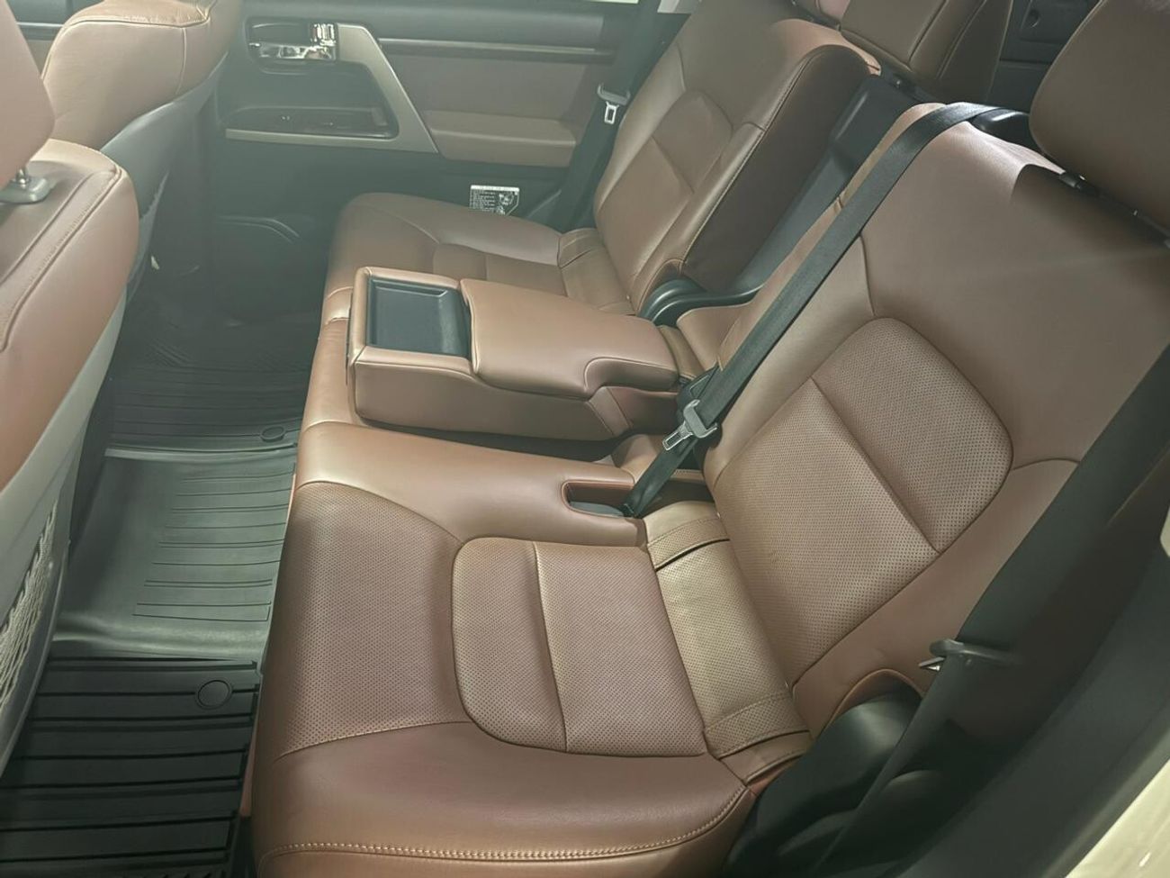 Toyota Land Cruiser GXR TOP