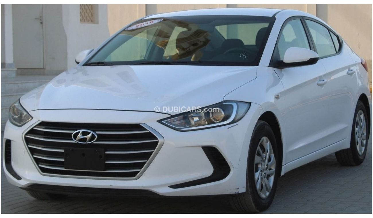 Hyundai Elantra GL Hyundai Elantra 2018 GCC in excellent condition without accidents