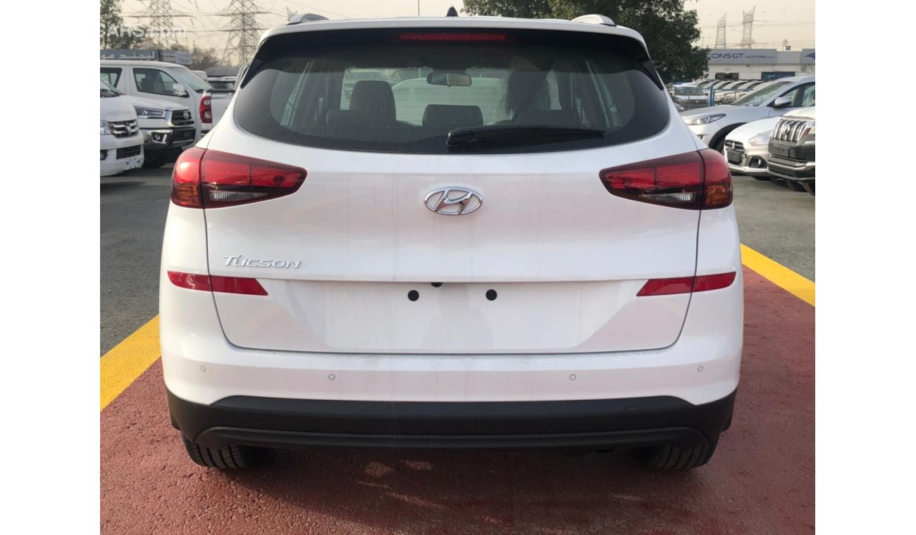 Hyundai Tucson 2.0L MODEL2021 PUSH START HAND BRACK  WIERLESS CHARGER 2 ELECTRIS SEATS FRONT & BACK SENSIOR EXPORT