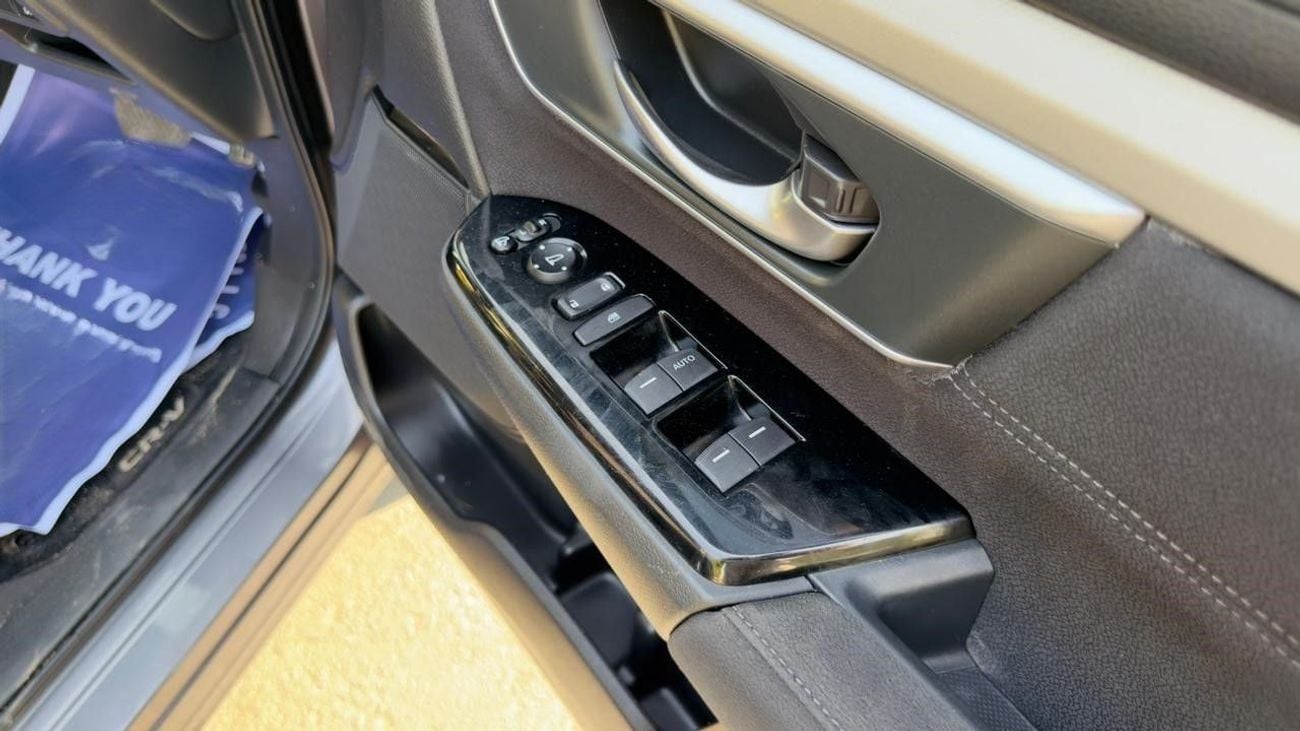 Honda CRV 2018 | 1500CC PETROL ENGINE | RHD | REAR VIEW CAMERA | AWD | PUSH START ENGINE | PARKING SENSOR