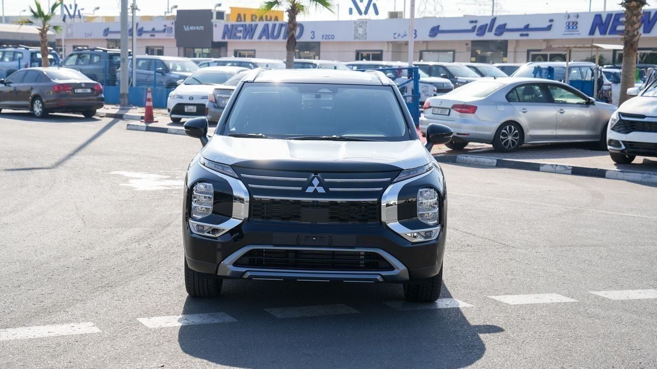 ميتسوبيشي آوتلاندر HIGHLINE ميتسوبيشي أوتلاندر 2026 – الفئة المتوسطة (G12) 2.5 لتر | SUV بسبعة مقاعد | مواصفات الخليج |
