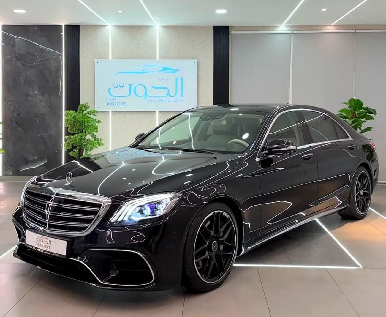 مرسيدس بنز S 400 AMG ELITE MERCEDES S400 _ S63 KIT AMG || GCC || FREE ACCIDENTS || RECENTLY SERVICED || REAR SCREENS