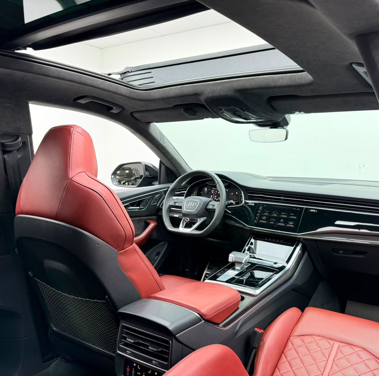 أودي SQ8 STANDARD 2022 Audi SQ8 4.0 TFSI Quattro, Warranty, Full Audi Service History, Excellent Condition, GCC