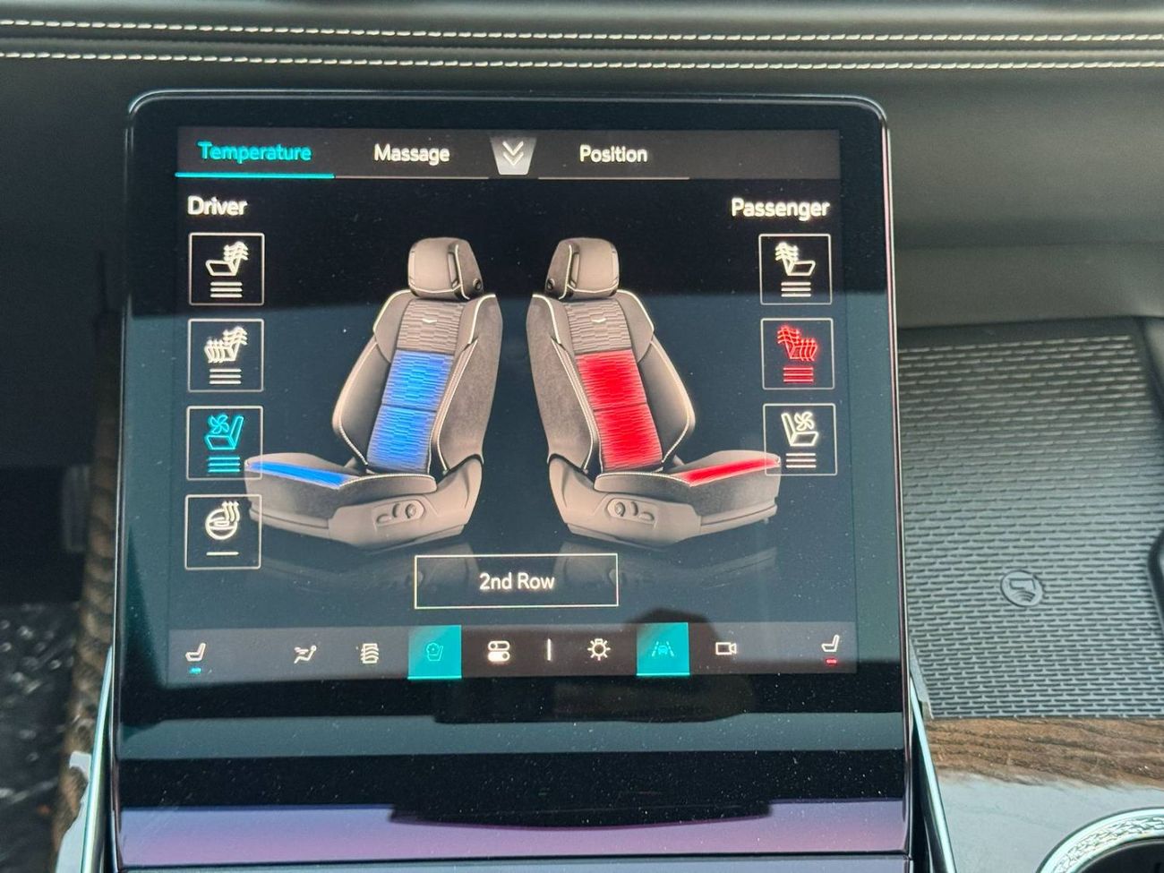 Cadillac Escalade Sport Platinum 6.2L AWD ESV