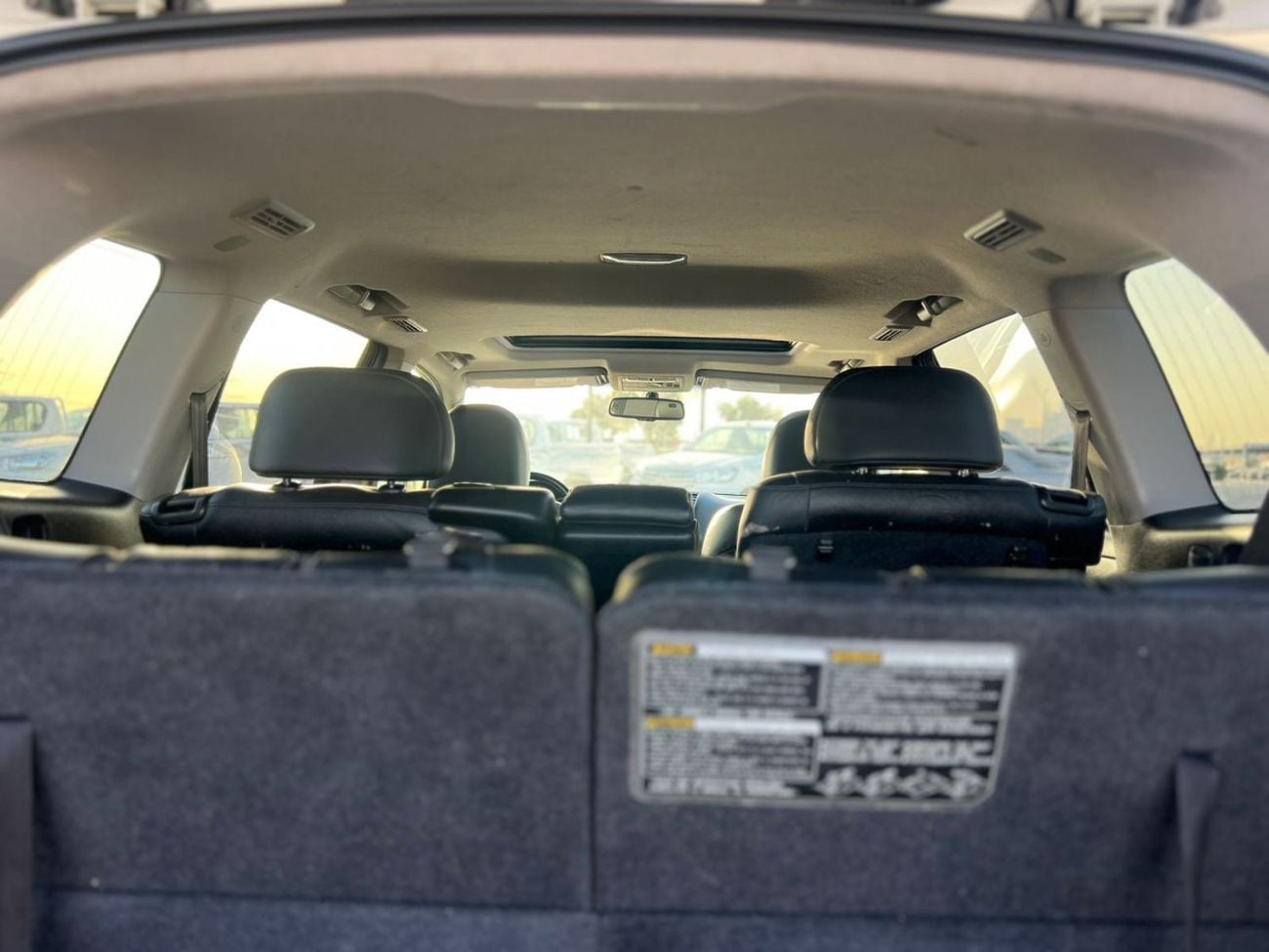Toyota Highlander  2013 Toyota Highlander Hybrid 3.5L V6 - Rear Camera Leather Seat - Sunroof