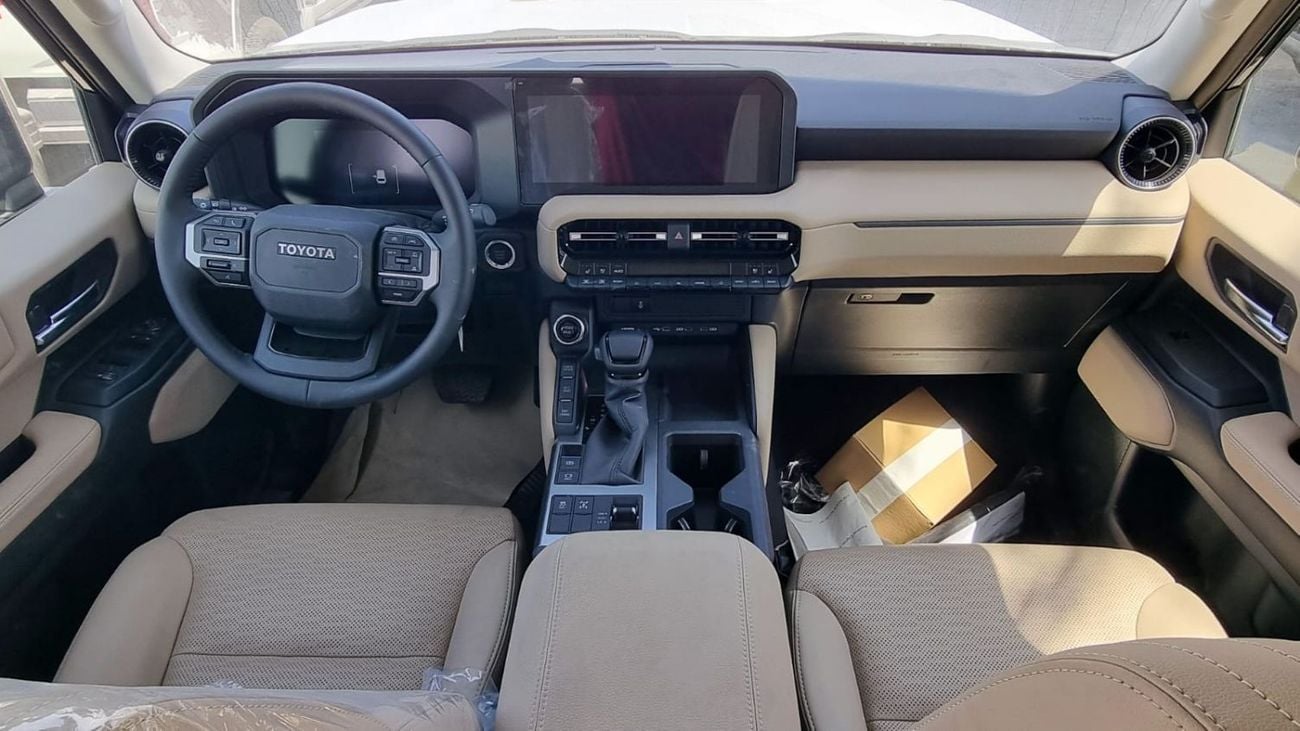 تويوتا برادو TOYOTA PRADO 2.4L PETROL WITH RADAR MY 2025