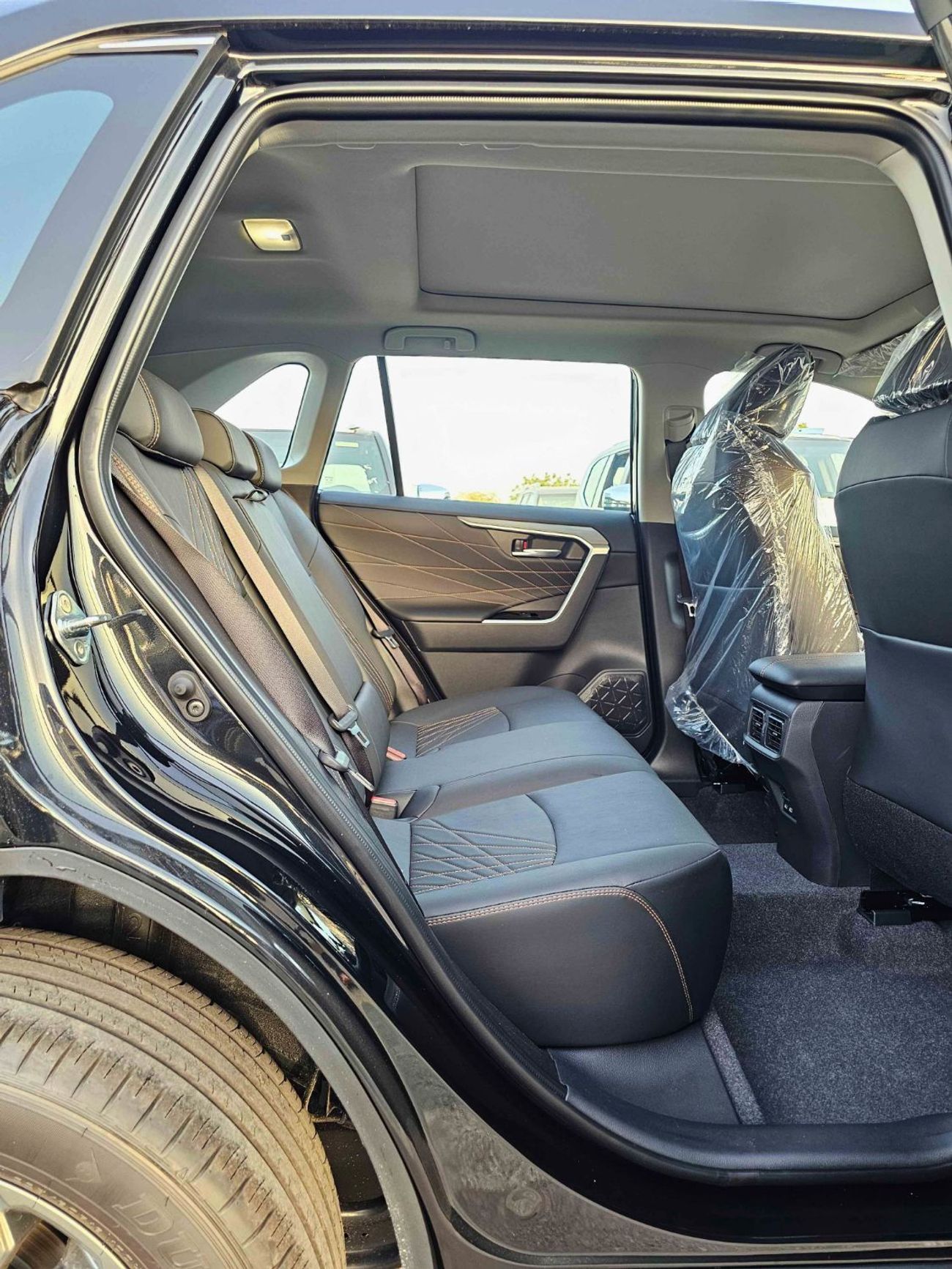 Toyota RAV4 STYLE PLUS / 2.0L PETROL / 360* CAMERAS WITH PANORAMIC ROOF / FULL OPTION (CODE # STYLE PLUS)