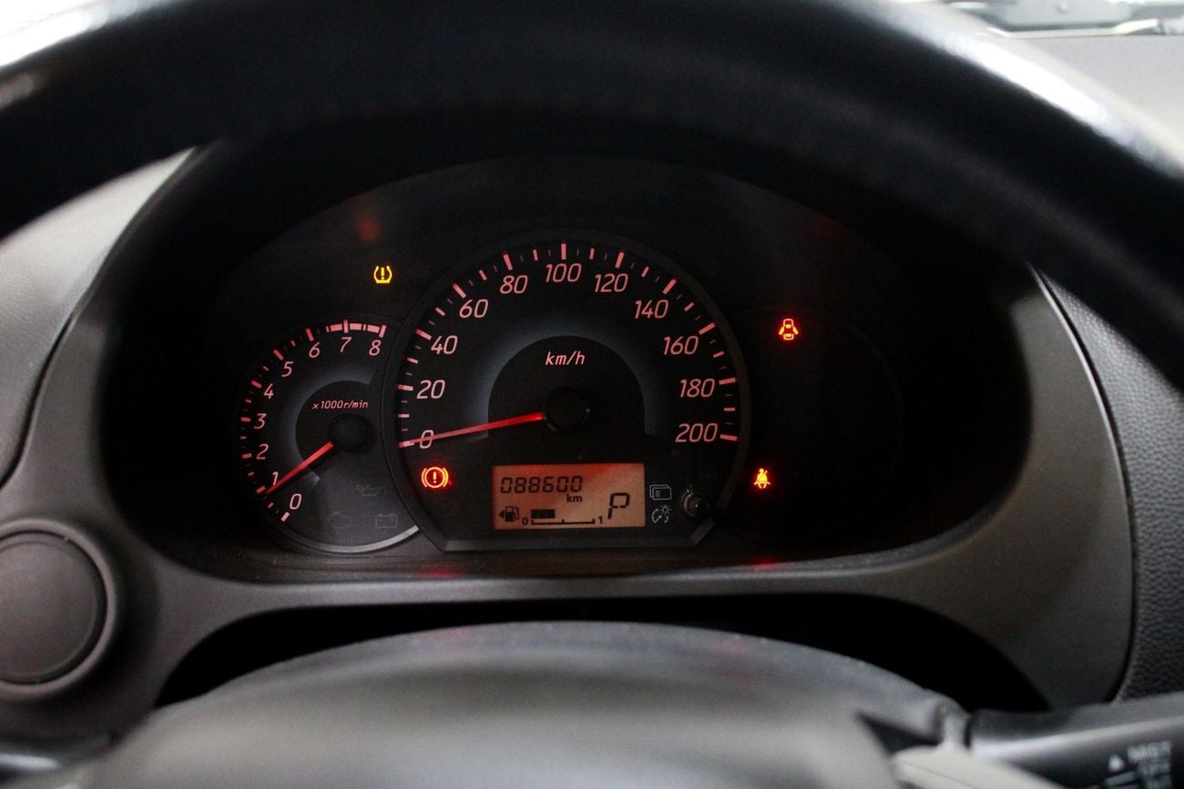 ميتسوبيشي اتراج GLX Mid 1.2L