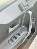 Mercedes Benz CLA250