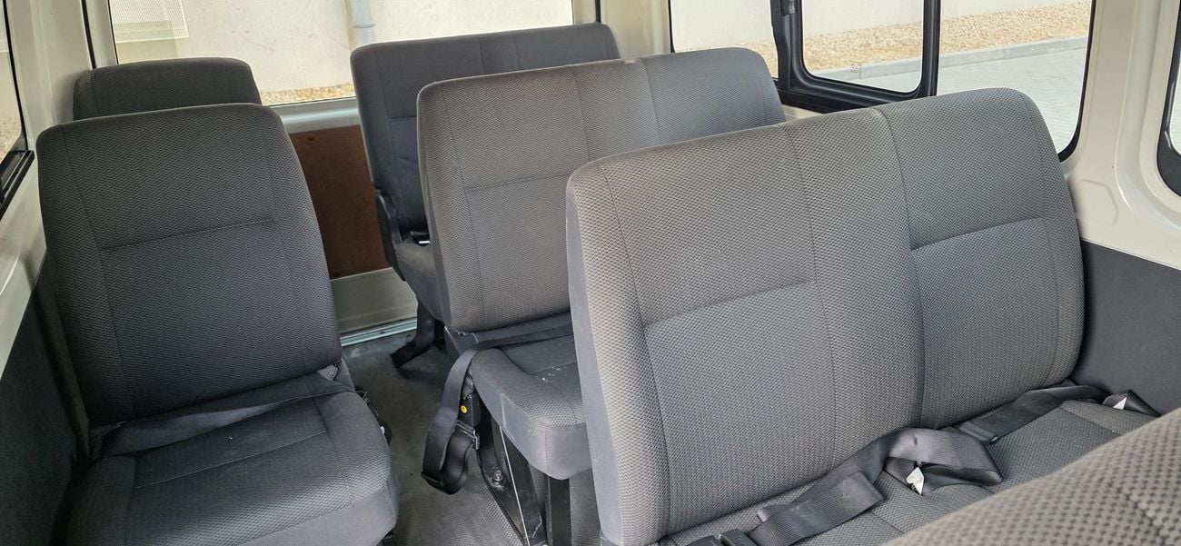 تويوتا هاياس 2.5 DIESEL