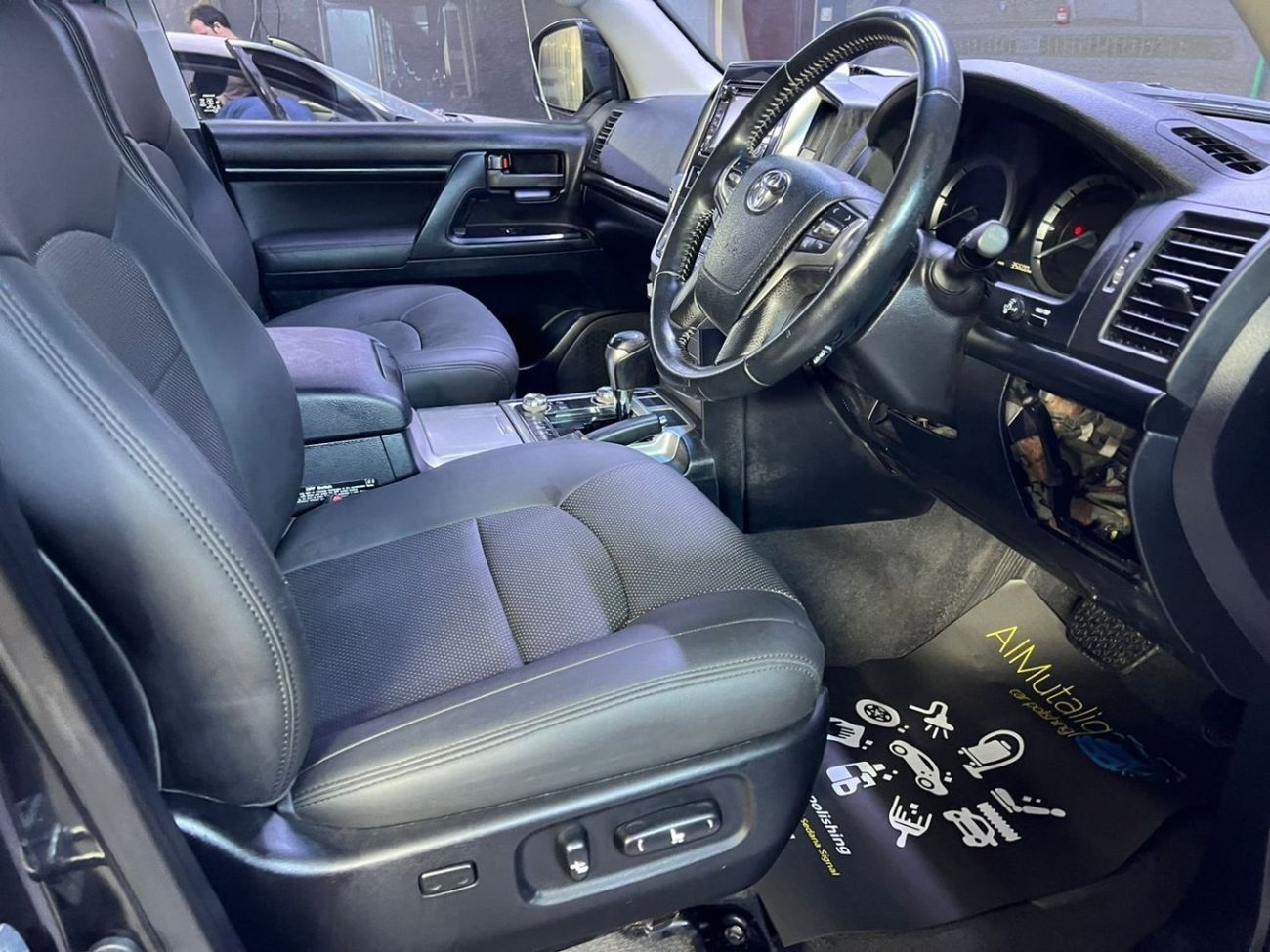 Toyota Land Cruiser GXR1 4.5L