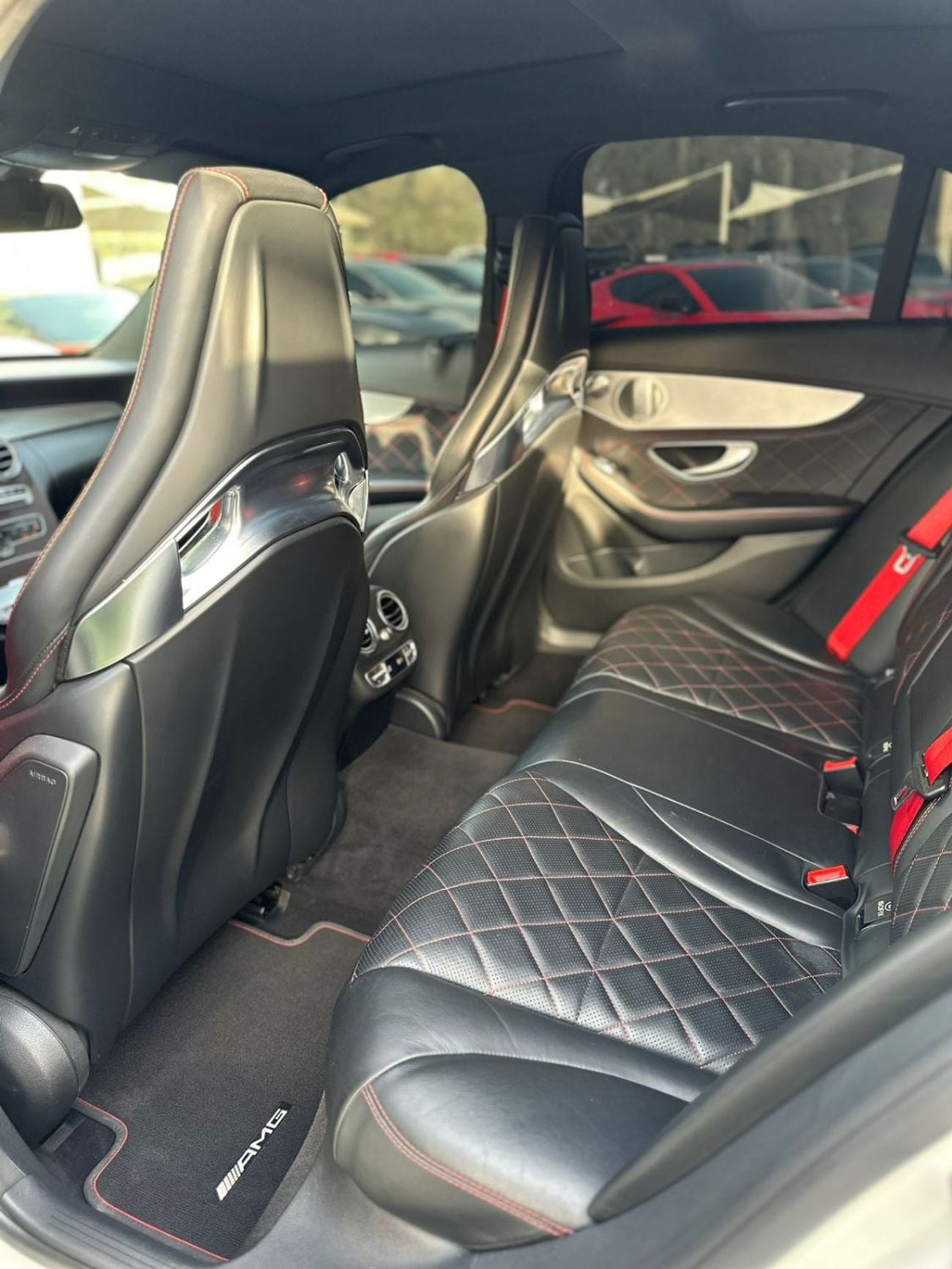 مرسيدس بنز C 36 AMG مرسيدس بنز AMG C63S خليجي 2015 فل ابشن صبغ وكاله بحاله ممتازه