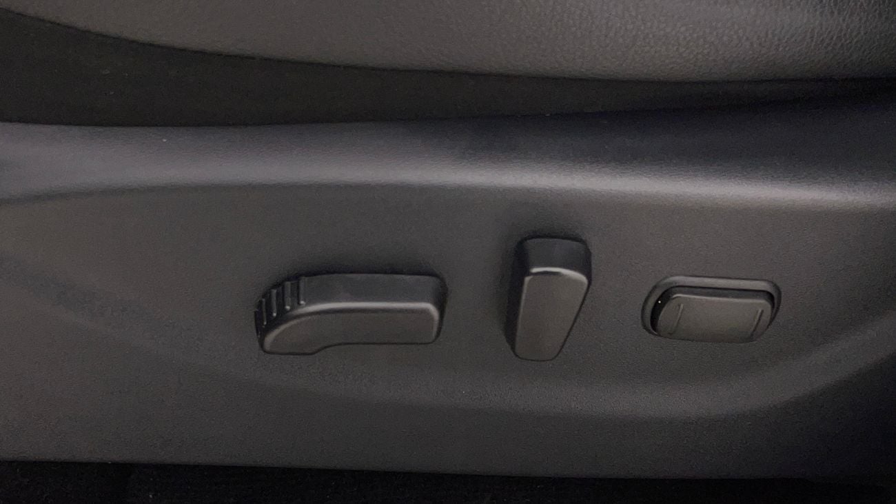 نيسان إكستيرا PLATINUM 2.5 | بدون دفعة مقدمة | اختبار القيادة في المنزل