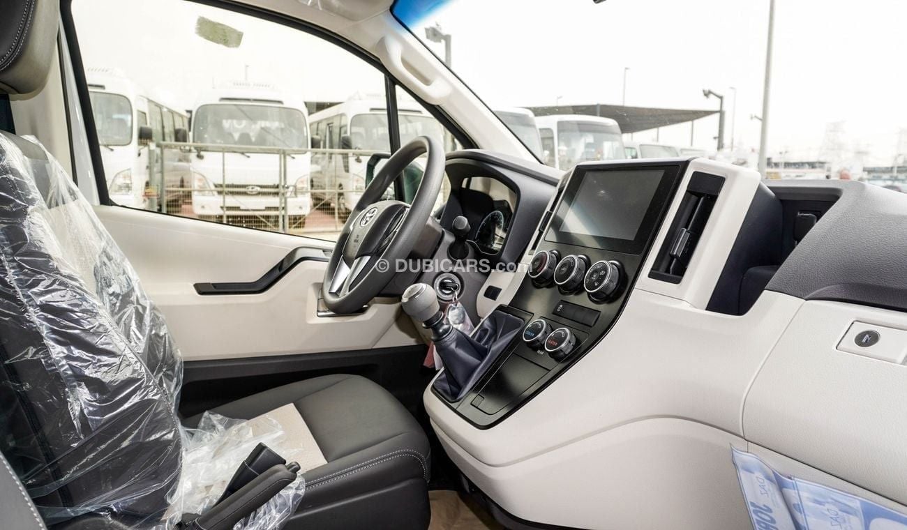 Toyota Hiace HIACE 3.5L PETROL V6 FULL OPTION GL