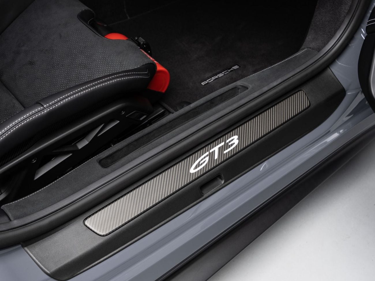 بورش 911 GT3 BUY NOW, PAY 2027 | THE BLACKLINE STANDARD | Weissach, PCCB, Magnesium Wheels, 2028 Porsche Warranty