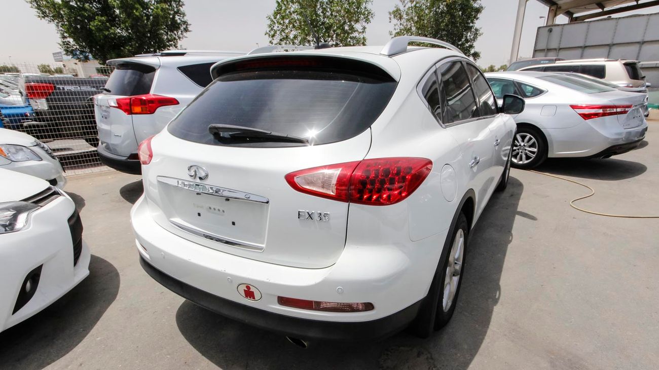 Infiniti EX35