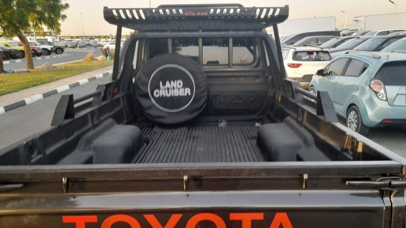 تويوتا لاند كروزر بيك آب RHD SINGAL CAP V8 MANUAL