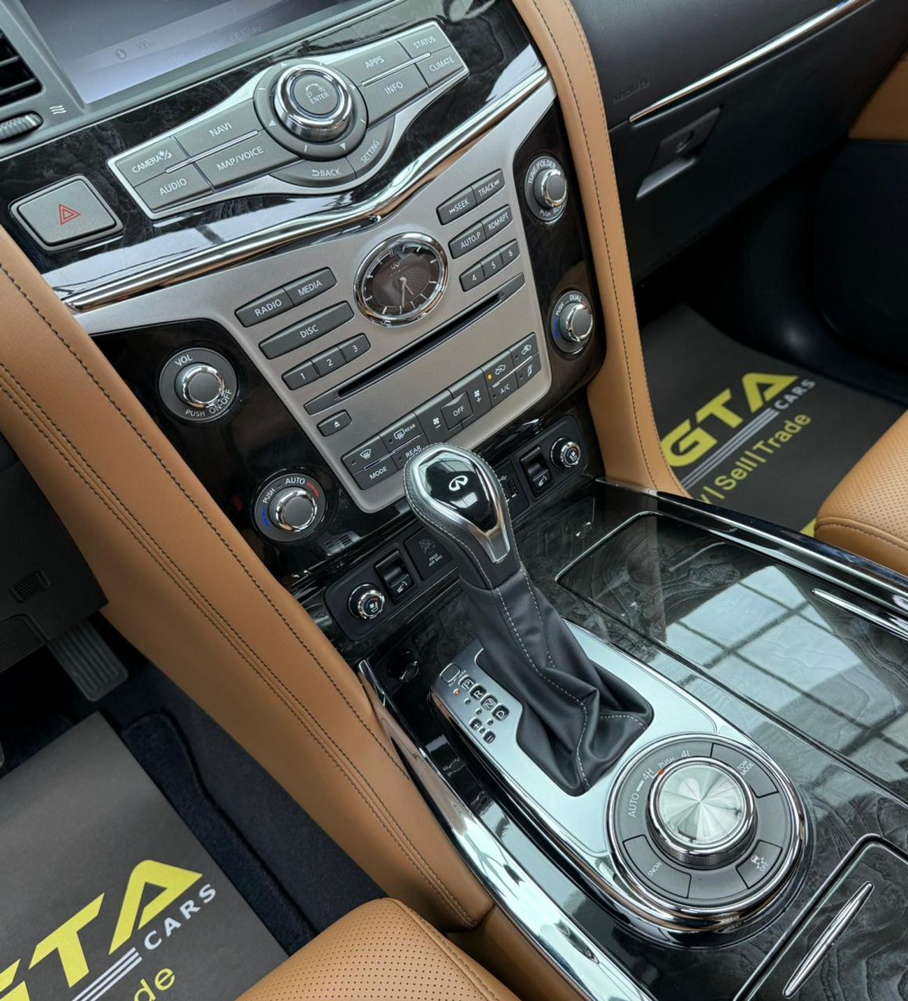 Infiniti QX80 Luxe 7st 5.6L 2020 Infiniti QX80, 2026 Infiniti Warranty, Full Infiniti Service History, Very Low Km