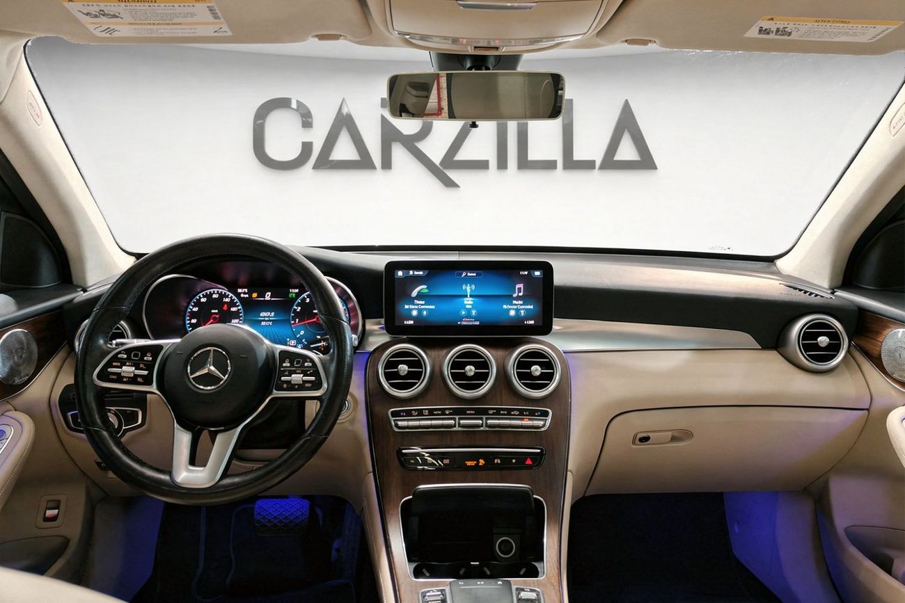 Mercedes-Benz GLC 300 4MATIC 2.0L AED 1,665 / Monthly l 0% Downpayment l Mercedes-Benz GLC 300 4MATIC