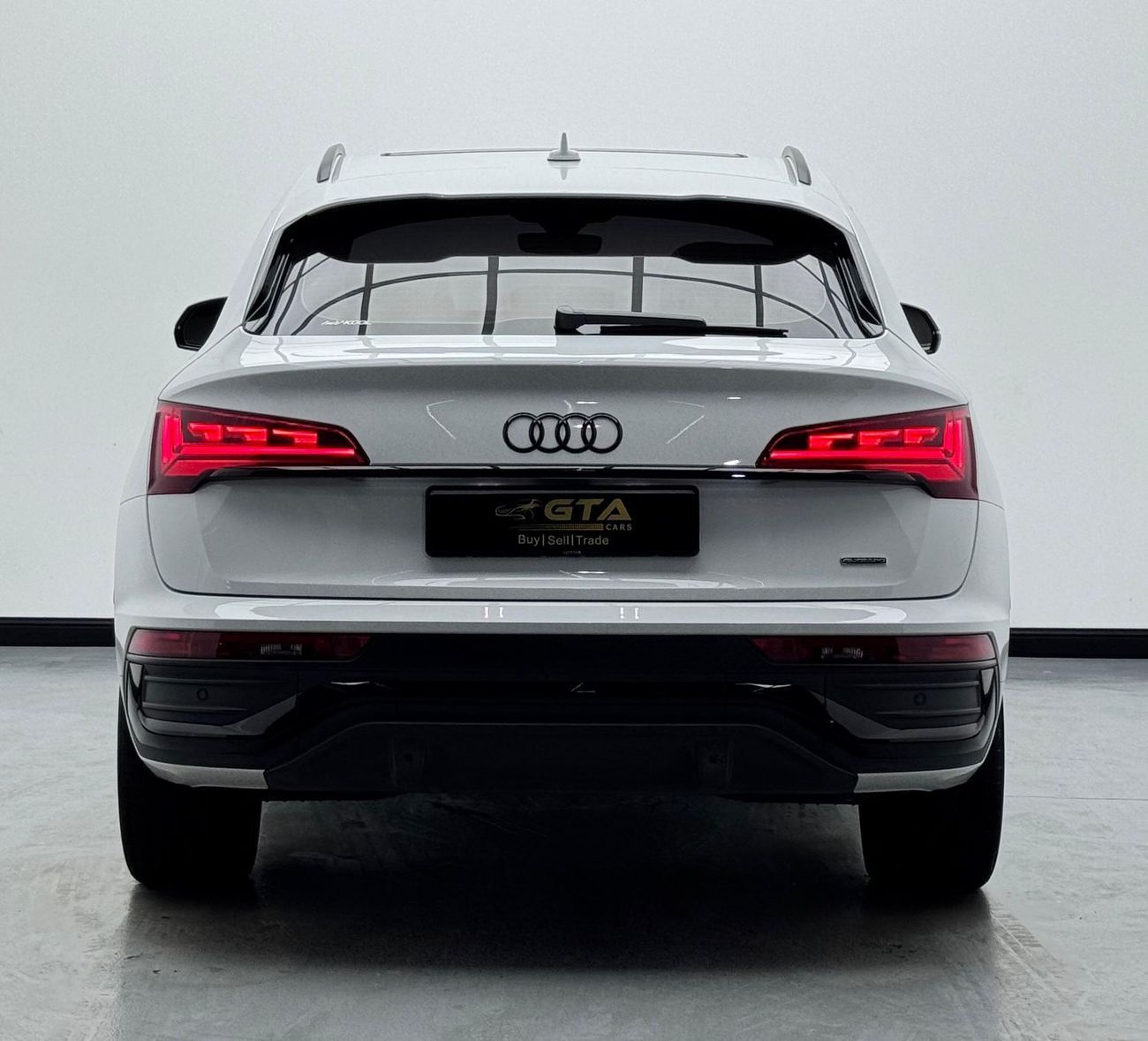 Audi Q5 45 TFSI quattro S Line 2.0L 2024 Audi Q5 S line, 2029 Agency Warranty & Service, Agency FSH, GCC