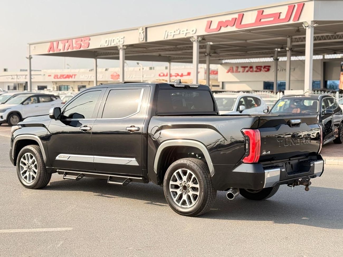 Toyota Tundra Platinum 1794 edition | panoramic, 360 camera full option