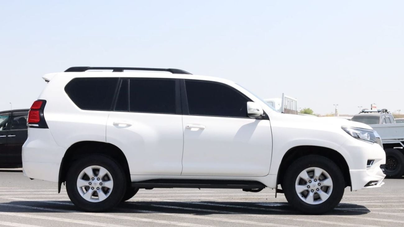 Toyota Prado Toyota Prado TX 2012 RHD diesel white colour with beige interior 4x4  7seaters 2.8L diesel engine