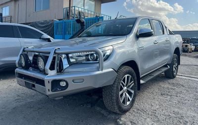 تويوتا هيلوكس TOYOTA HILUX PICKUP DIESEL 2.8 LITER YEAR 2020 SILVER COLOR
