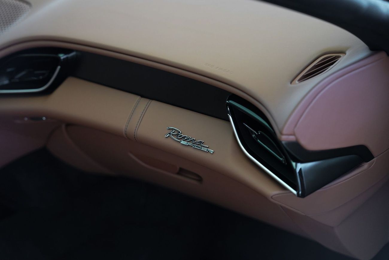 Ferrari Roma Ferrari Roma Spider