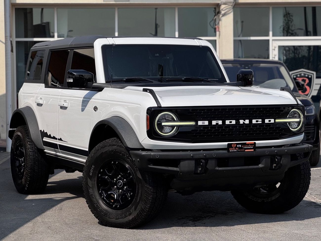 فورد برونكو Wildtrak 2.7L (5 Seater)