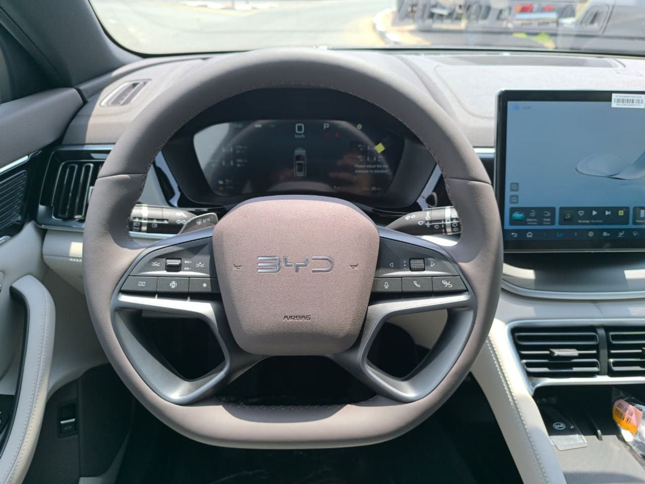 BYD Song Plus FWD BYD Song Plus DM-i With Smart Driving  112 km EV 2025 Model Range Brand New