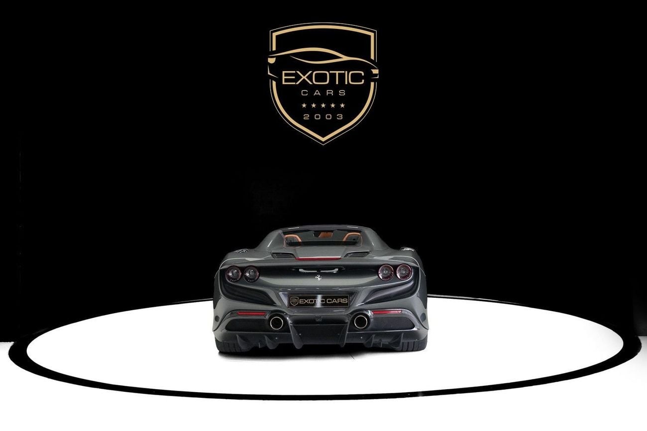 Ferrari F8 Spider STD