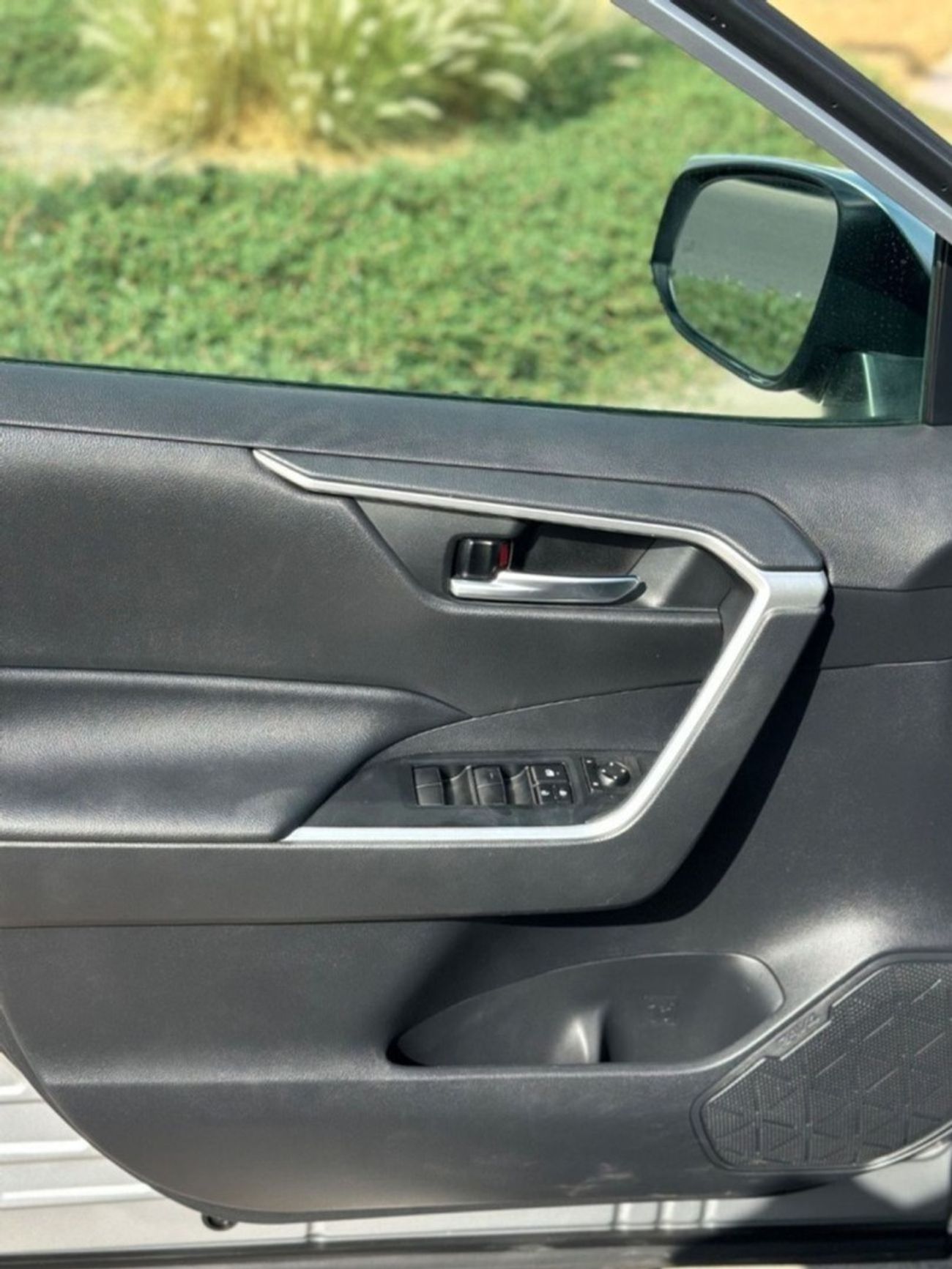 Toyota RAV4 Hybrid XLE 2.5L XLE premium