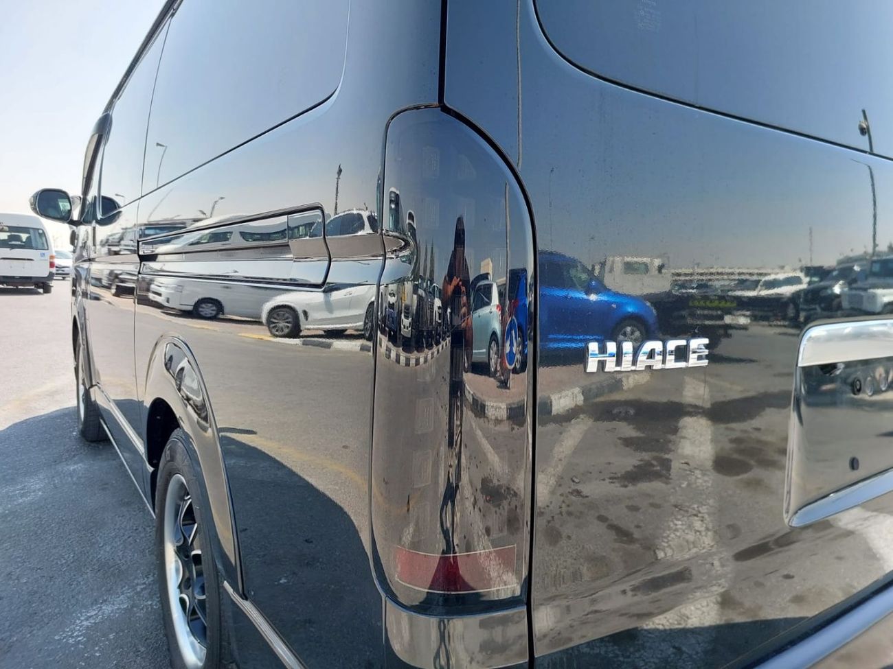 Toyota Hiace (RAMADAN OFFER) TOYOTA HIACE VAN RHD 2010 MODEL 2.7 L PETROL AUTOMATIC(PM20787)