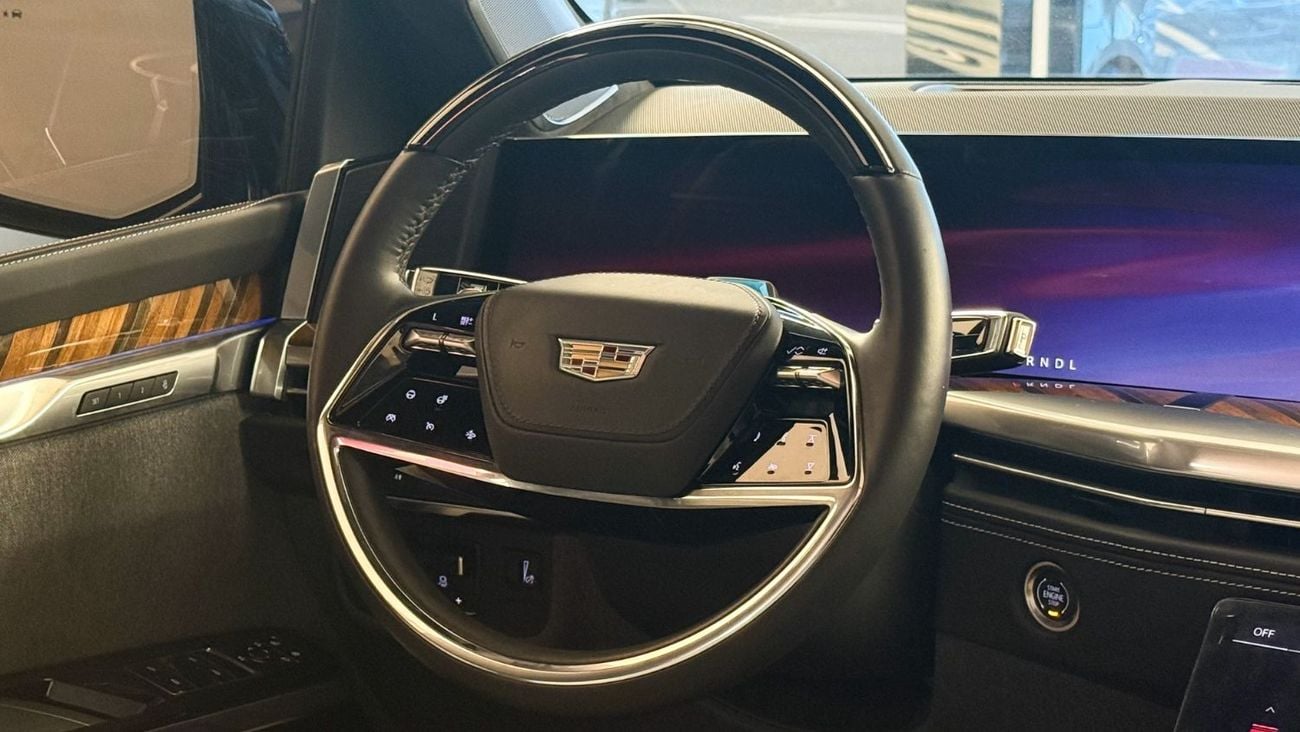 كاديلاك إسكالاد Cadillac Escalade 600 - 6 Seats - 2025 - Warranty & Service