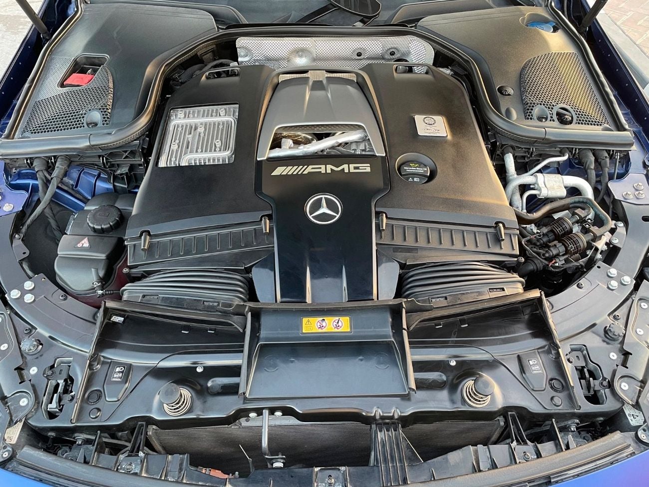 مرسيدس بنز AMG GT GT63s // Beige Interior