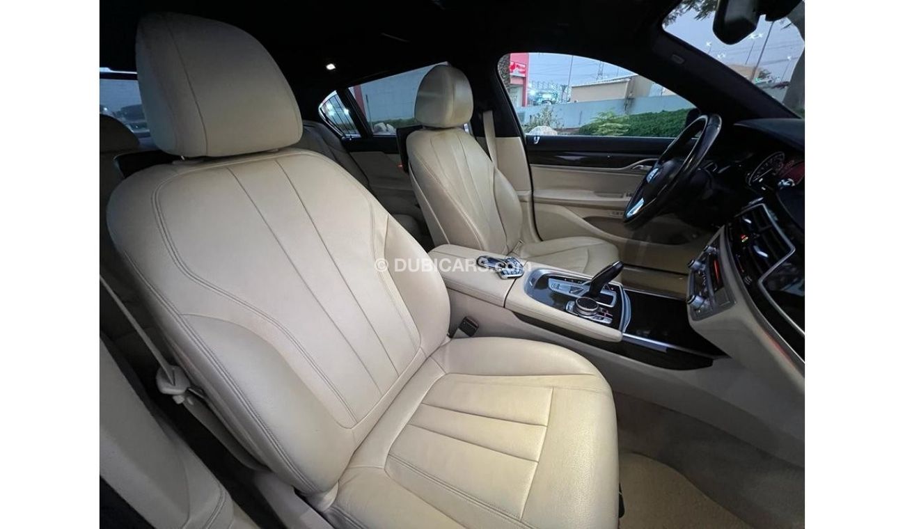 BMW 730Li Luxury BMW 730LI 2.0 2018 GCC FULL OPTION ORIGINAL PAINT FULL SERVICE HISTORY