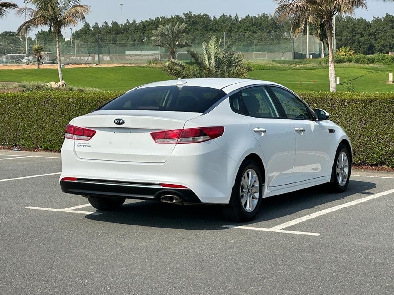 Kia Optima EX 2.4L (178 HP)