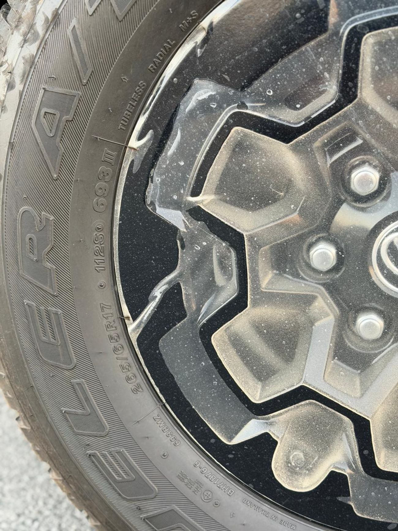 Toyota Hilux DC 4.0L PETROL GR SPORT AUTOMATIC TRANSMISSION ( FOR RE EXPORT ONLY )