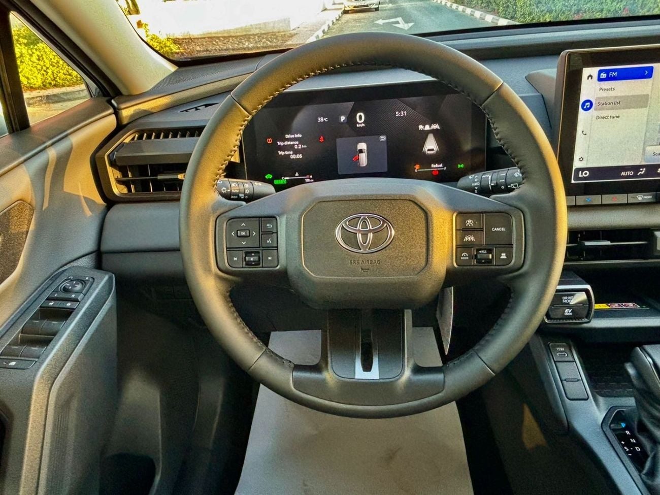 Toyota RAV4 XLE HEV