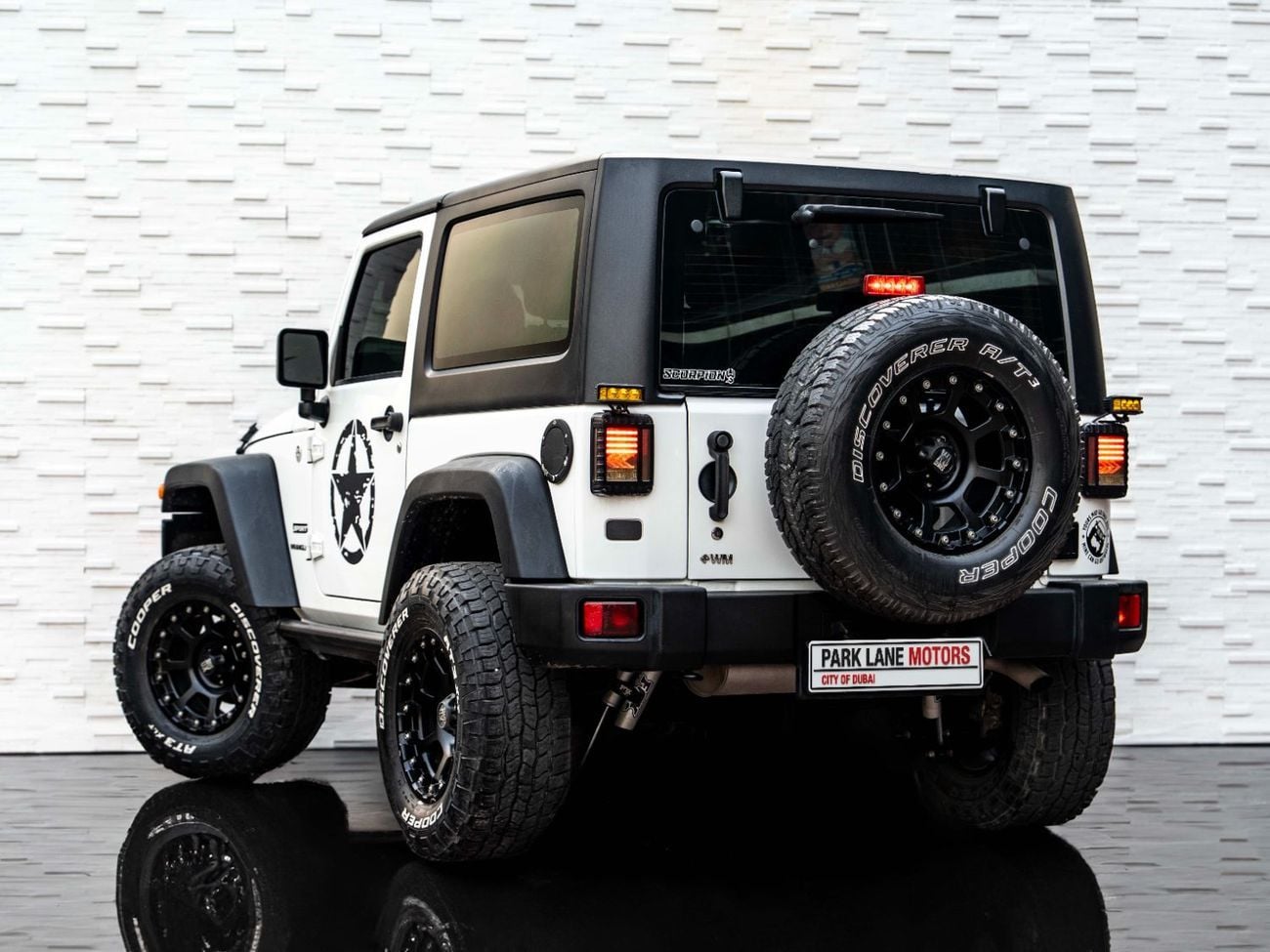 Jeep Wrangler Sport 3.6L A/T