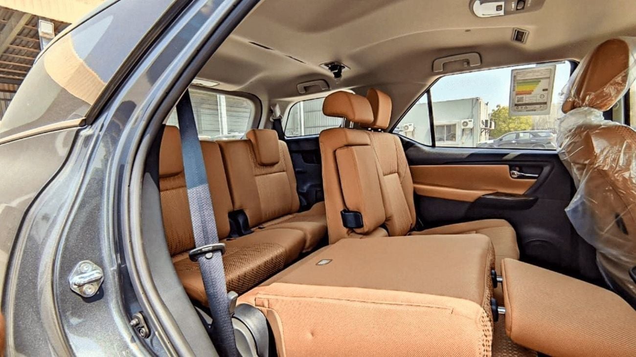 Toyota Fortuner TOYOTA FORTUNER 2.7L 4WD PETROL 2025