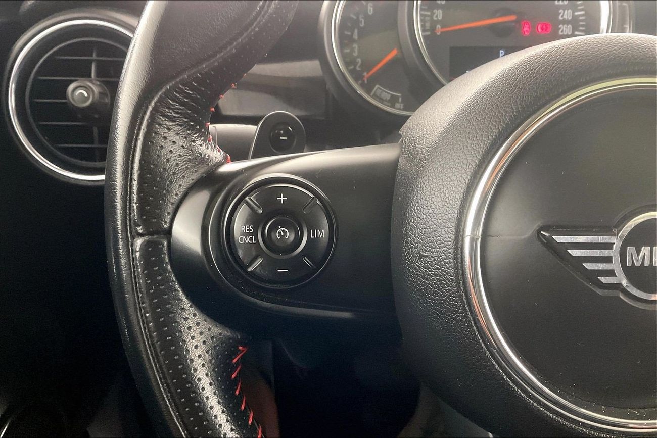 ميني كوبر إس Standard | National Day Celebration | شامل الضمان | 0 ﺪﻔﻋﺓ ﺃﻮﻟﻯ